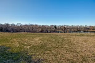 226 Gln Mdws Dr, Bonham, TX 75418 - Photo 25