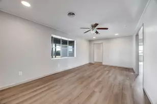 226 Gln Mdws Dr, Bonham, TX 75418 - Photo 11