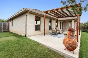 6921 Trail Rock Dr, Benbrook, TX 76126 - Photo 33