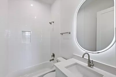 4315 San Jacinto Street #302, Dallas, TX 75204 - Photo 31