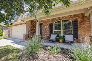 14724 Rocky Face Ln, Fort Worth, TX 76052 - Photo 3