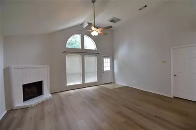 7837 Roundtable Road, Frisco, TX 75035 - Photo 3