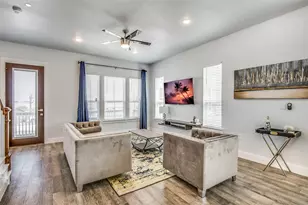 203 S Village Way, Lewisville, TX 75057 - Photo 15