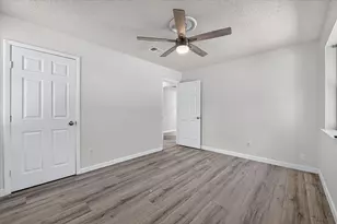 1901 Knoxville Dr, Bedford, TX 76022 - Photo 13