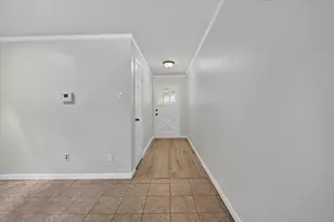 1901 Knoxville Dr, Bedford, TX 76022 - Photo 7