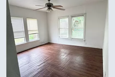 936 E Cantey Street, Fort Worth, TX 76104 - Photo 19