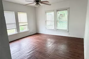 936 E Cantey St, Fort Worth, TX 76104 - Photo 19