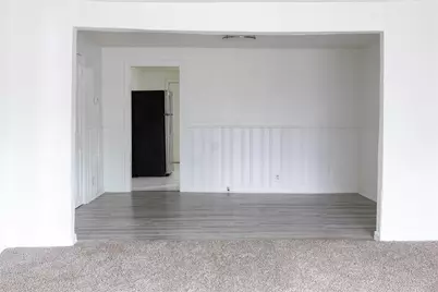 936 E Cantey Street, Fort Worth, TX 76104 - Photo 9