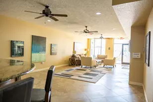 401 E Pearl St, Granbury, TX 76048 - Photo 29