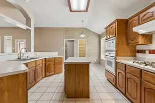 300 Thomas Dr, Murphy, TX 75094 - Photo 9