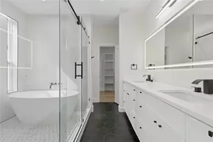 3905 Blue Ridge Blvd, Dallas, TX 75233 - Photo 15