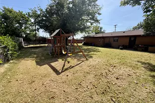 1599 Anthony St, Kaufman, TX 75142 - Photo 27