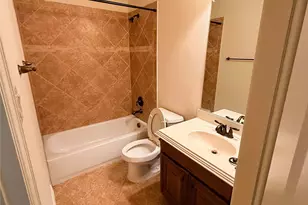 2215 Longview Rd, Irving, TX 75063 - Photo 17