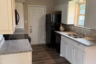 4608 Elm Tree Ct, Arlington, TX 76017 - Photo 3