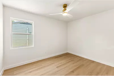 707 Hilltop Drive, Irving, TX 75060 - Photo 37
