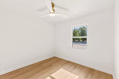 707 Hilltop Drive, Irving, TX 75060 - Photo 33