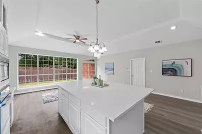 1310 Cannes Drive, Carrollton, TX 75006 - Photo 15