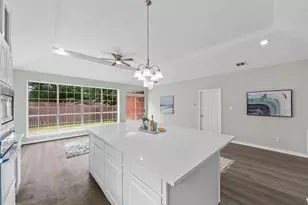 1310 Cannes Dr, Carrollton, TX 75006 - Photo 15