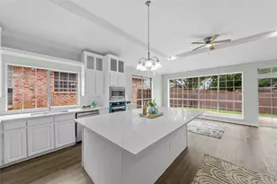 1310 Cannes Dr, Carrollton, TX 75006 - Photo 17
