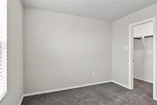 944 Ravenwood Ln, Van Alstyne, TX 75495 - Photo 35