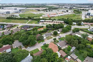 3633 Larry St, Haltom City, TX 76117 - Photo 31