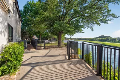 3007 Waterway Court, Arlington, TX 76012 - Photo 5