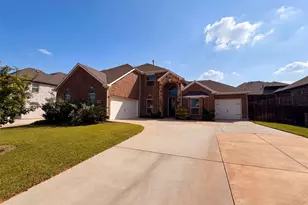 4305 Curlew Ln, Garland, TX 75043 - Photo 7