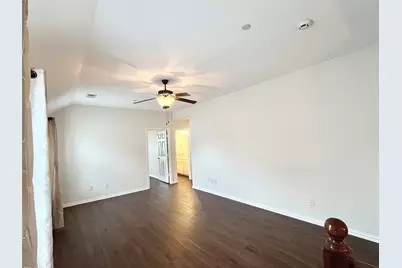 2204 Paige Court, Carrollton, TX 75006 - Photo 3