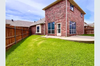 2204 Paige Court, Carrollton, TX 75006 - Photo 37