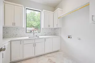 3304 Royal Ln, Dallas, TX 75229 - Photo 17