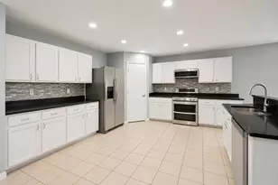 2301 Chestnut Dr, Little Elm, TX 75068 - Photo 5