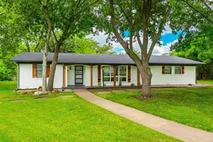 12607 Gaslite Cir, Farmers Branch, TX 75234 - Photo 3