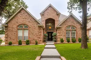 2326 Ox Bow Ct, Arlington, TX 76006 - Photo 3