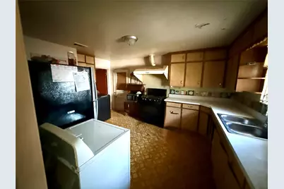 4310 Dawes Drive, Dallas, TX 75211 - Photo 5