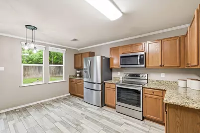 16637 Woodside Drive, Fort Worth, TX 76247 - Photo 13