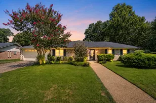 800 Oxford, Corsicana, TX 75110 - Photo 1