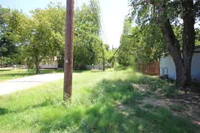 523 W 4th Street, Justin, TX 76247 - Photo 5