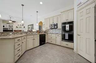2300 High Pointe Dr, Corinth, TX 76210 - Photo 9