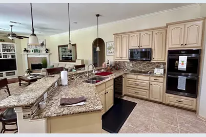 2300 High Pointe Drive, Corinth, TX 76210 - Photo 13