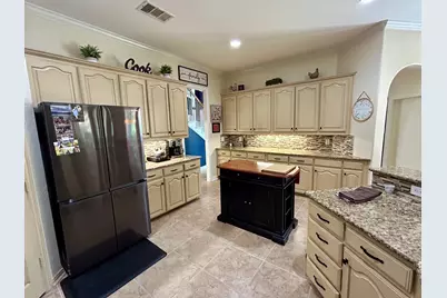2300 High Pointe Drive, Corinth, TX 76210 - Photo 11