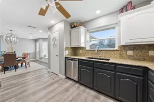 111 Havenwood Dr, Enchanted Oaks, TX 75156 - Photo 11