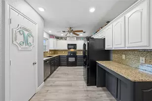 111 Havenwood Dr, Enchanted Oaks, TX 75156 - Photo 9
