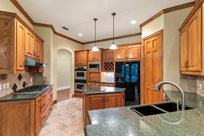 1219 Winding Brook Drive, Garland, TX 75044 - Photo 15