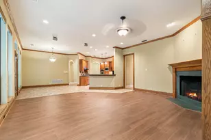 1219 Winding Brook Dr, Garland, TX 75044 - Photo 11