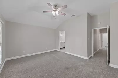 670 Honeysuckle Lane, Cedar Hill, TX 75104 - Photo 11