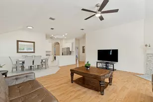 3705 Pinetree Dr, McKinney, TX 75070 - Photo 3