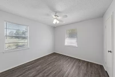 1374 Saffles Road, Robinson, TX 76706 - Photo 11