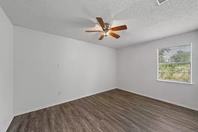 1374 Saffles Road, Robinson, TX 76706 - Photo 13