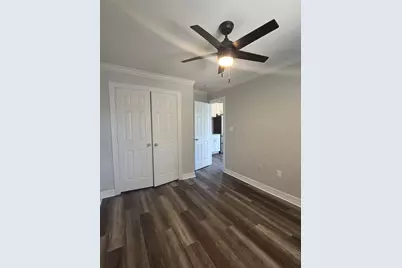 2740 Burlington, Dallas, TX 75211 - Photo 15