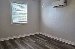 2740 Burlington, Dallas, TX 75211 - Photo 13